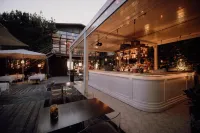 Areadocks Boutique Hotel - bar