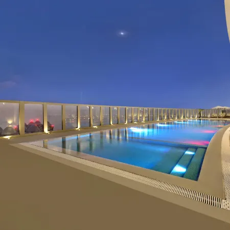 The Curve Hotel