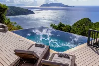 Stylish, Secluded Villa with Pool, Hot tub and Stunning Views - Pools
