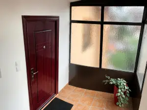Modern Apartment 2
