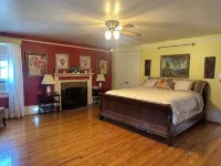 Rich Valley Estate 8 Bdrm 12 Bds 7 Fireplaces 8 Bath+Swim Hole,Hunting & Fishing