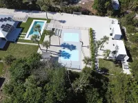 Containing Luxury in Jensen Beach-Starfish - Swimmingpools