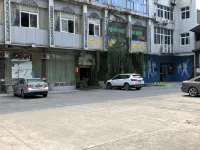 Yongsheng Hyundai Hotel (Gao'an long-distance bus station pengtai department store) - موقف سيارات