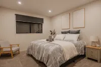 Family-Friendly 3BR | Games Room & Patio - Villas