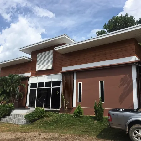 Hugpua Hotel