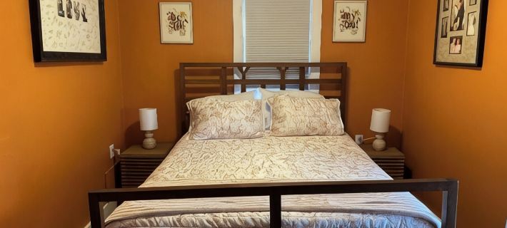 4-bedroom house in brilliant Angola with AC, WiFi. Enjoy your stay Hotels in Steuben County