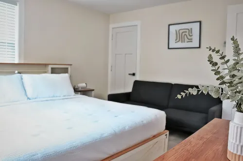 House full of Family fun + cozy vibes near great attractions