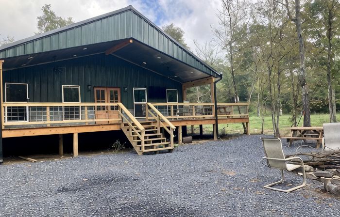 Livin on the Edge Cabin in Albert Pike Recreation Area. Beautiful place to stay!