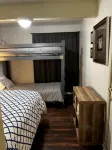 Cozy Hillside Cottage at Marble Falls - 5 miles from the upper Buffalo River. - Wifi