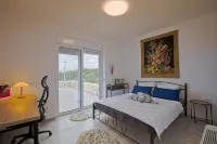 Villa Fortuna with Private Pool - 3-Star