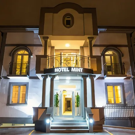 Garni Hotel Mint Отели рядом с достопримечательностью «Выставочный центр Белграда»