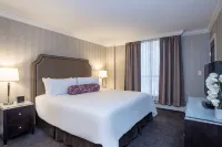 La Grande Residence at the Sutton Place Hotel - Condos