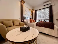 Lavrea Modern Studio @Sky House BSD,ICE,Aeonmall - parking