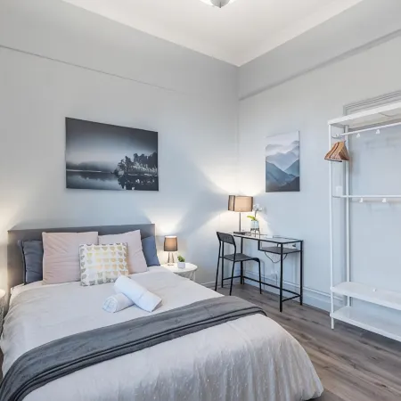 Sunny Private Rooms – Steps to Train, Shops & Park