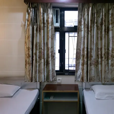 New First Guest House Отели рядом с достопримечательностью «Особняк Чунцин»