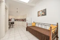 Akakia Residence - غرفة مطلة على الجبل