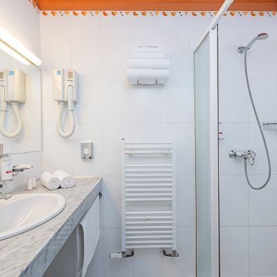 Standard Room (Alameda Wing) Ensana Esplanade Promo Code