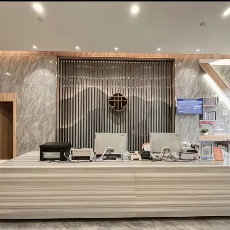 Wutong Hotel (Shaodong High Speed Railway Station West Bus Station)