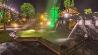 Emei Mountain ROYAL·Yuzquan Bay Hot Spring Hotel - Pool