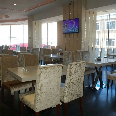 Jiangnan Business Hotel