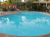Ramada by Wyndham Santa Barbara - Parkering