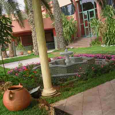 Zaki Suites Hotel & Spa Hotel Exterior