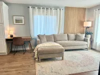 Charming 2-bedroom house in Albany with AC, WiFi - 3-Star