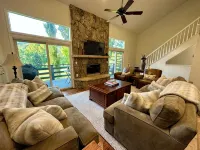 Mountain Chalet on Golf Course with Beautiful Views