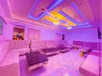 Julicis Hotels And Suites