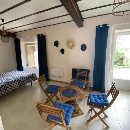 L'Anagramme, chambres et table d'hôtes, naturistes ou non !