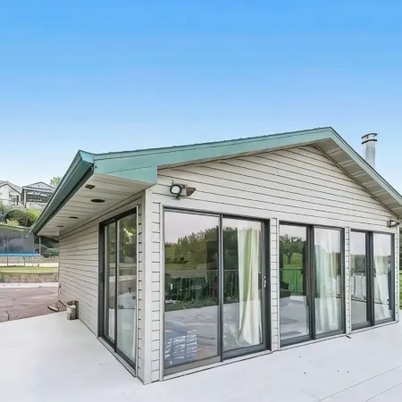 NEW! WATERFRONT VACATION DREAM HOME!