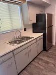 Cozy 3-Bedroom Ranch style house with Huge Backyard & Fire pit - 홈스테이