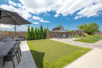 Modern Luxury Retreat | Heated Pool, Theatre & Putting Green - Bintang 4