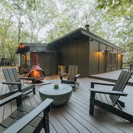 Cozy Mid-Century Retreat with Spa Hot Tub