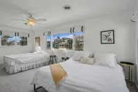 Oceanblock 4 bed / 4 full baths with Courtyard, Outdoor Shower, 2 Decks - 4 stjerner