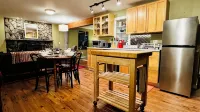 Private Garden-Level Retreat Near Corn Hill Beach - Quiet - Dog Friendly - Wifi