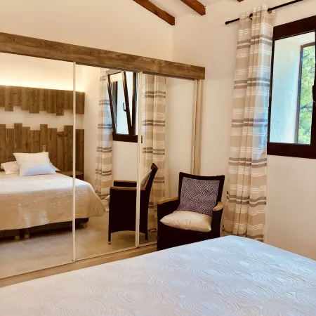 VILLA en Pierre 4 persons near PORTO-VECCHIO HEATED SWIMMING POOL