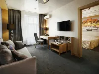 Berlin Hotel โรงแรมใกล้สถานีรถไฟใต้ดิน Kantemirovskaya