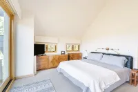 Spectacular Summer Retreat! Lux Home 4Br+Loft/4.5BTH; Hot Tub,Deck;Amazing Views - Wifi