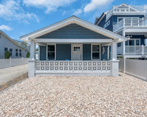 1 Block to Beach, Linens + Towels, BBQ, AC Hoteles en Belmar