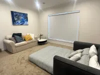 Spacious Coastal Oasis - 10 min to Torquay, 10 min to Geelong ! - 2-Star