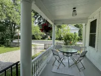 Come Stay at the Parsonage This Fall and Enjoy Our Mountains and Rivers. - Homestays