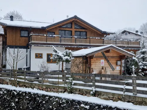 Comfortable vacation home near ski slopes, large sunny garden - 3성급
