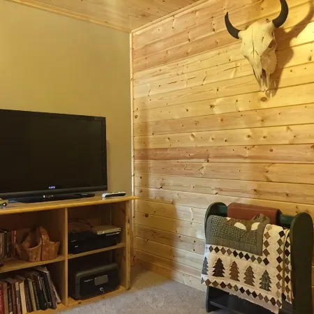 Montana’s Yellowstone Hideaway-Your Home Away From Home in Yellowstone
