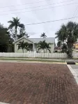 Remodeled historic downtown Punta Gorda, FL charming cottage - 4-Star