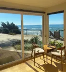 Tranquil Oceanfront Retreat with Breathtaking Views - 4-Star