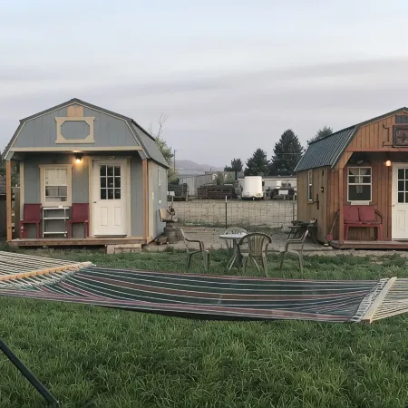 Hales Hideaway by the City of Rocks