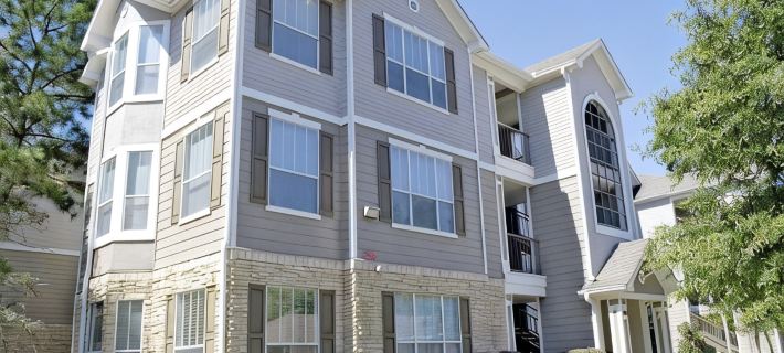 Serene Escape in the Pines- Shopping, Dining, Entertainment-Iron Man Hotels in The Woodlands