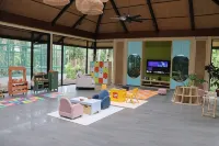 婆羅浮屠普拉塔蘭傳統飯店 - 親子