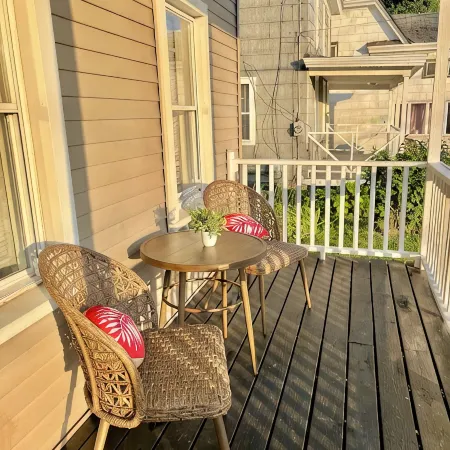 Welcome to happy home Oswego 5 bedroom to bathroom house with WiFi and AC